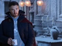 Spider-Man: No Way Home, secondo una teoria dei fan il Doctor Strange del trailer sarebbe in realtà Mysterio