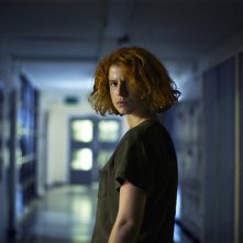 Beast:  Jessie Buckley in una scena