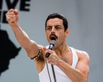 Venezia 78, Rami Malek si scatena in Laguna (FOTO)