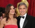 Elisabetta Canalis su George Clooney: i retroscena sugli scherzi, lo stress e la generosità dell'attore