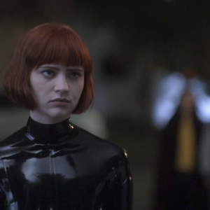American Horror Stories: una scena dell'episodio Rubber(wo)Man