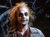 Beetlejuice - Spiritello porcello, Michael Keaton svela: 'Sono stato io a creare il look del personaggio'
