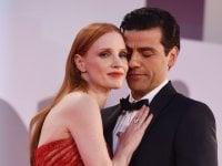 Venezia 78: Jessica Chastain e Oscar Isaac, il video del bacio spiazza i fan: 'Non ho parole'