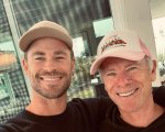 Chris Hemsworth: suo padre da giovane è praticamente il suo clone (FOTO)