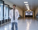 Dr. Death: Mandy Moore si unisce al cast della stagione 2 al fianco di Edgar Ramirez