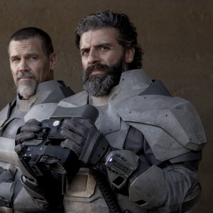Dune: Oscar Isaac e Josh Brolin in una scena