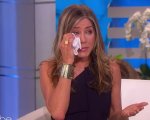 Jennifer Aniston in lacrime per la fine dello show di Ellen DeGeneres: 'Non dovevo piangere già dall'inizio'