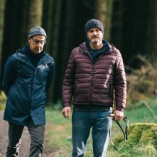 Supernova: Stanley Tucci e Colin Firth in una scena