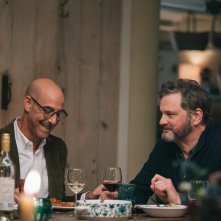 Supernova: Stanley Tucci e Colin Firth in una sequenza