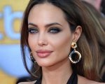 Angelina Jolie ringrazia gli agenti intervenuti durante l'attacco a Capitol Hill