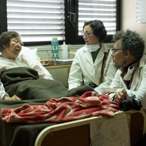 Il caso Minamata: Johnny Depp in una scena del film