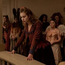 Le Bal des Folles: un frame del film