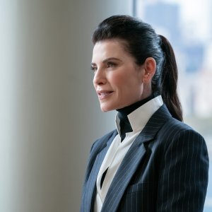 The Morning Show 2: Julianna Margulies in una scena della nuova stagione