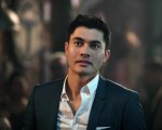 Assassin Club: Henry Golding e Sam Neill tra le star del thriller girato in Italia