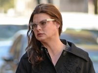 Linda Evangelista: 'Io sfigurata da un intervento di chirurgia estetica'
