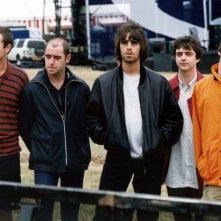 Oasis Knebworth 1996: una scena