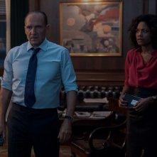 No Time To Die: una scena con Ralph Fiennes