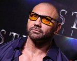Dave Bautista adotta un cucciolo di pitbull: 'Voglio scoprire chi l'ha maltrattato in questo modo'
