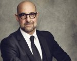 Stanley Tucci interpreterà il produttore Clive Davis nel film su Whitney Houston