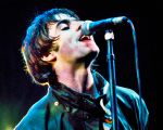 Oasis Knebworth 1996, la recensione: Una band e i suoi fan per un evento musicale