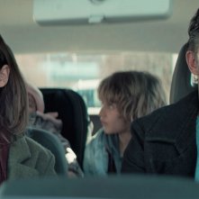 I nostri fantasmi: Michele Riondino e Hadas Yaron in una scena del film