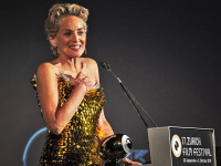 Sharon Stone: 'Chi non vorrebbe essere una star?'