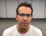 Ryan Reynolds scopre in un esilarante video che gli spot in cui appare non convincono gli spettatori