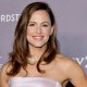Alias, Jennifer Garner manda un selfie alla sua co-star ma sbaglia numero! L'esilarante scambio