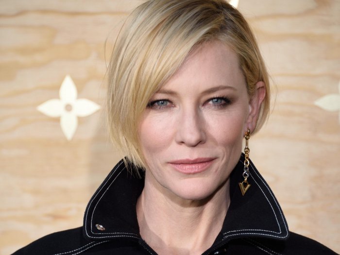 Cate Blanchett diretta da Pedro Almodóvar in A Manual for Cleaning Women