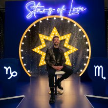 Guida astrologica per cuori infranti: un'immagine della serie