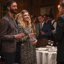 A casa tutti bene: Emma Marrone in una scena della serie