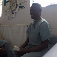 Convergence: il coraggio nella crisi, una scena del film