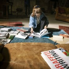 Venezia. Infinita avanguardia: Hania Rani in un'immagine del documentario