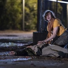Halloween Kills: Will Patton e Dylan Arnold in una scena del film