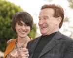 Robin Williams, sua figlia commenta il video dell'imitazione di Jamie Costa: 'Basta, per favore'
