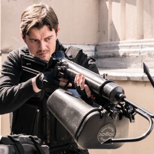 Way Down - Rapina alla Banca di Spagna: Sam Riley in una scena