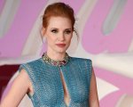 Jessica Chastain insegna agli americani come si mangia la pasta e Twitter impazzisce (VIDEO)