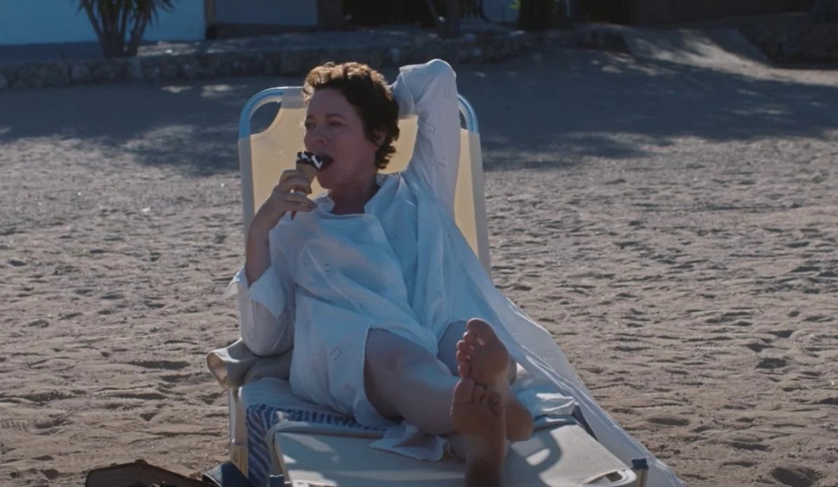 The Lost Daughter Il Trailer Del Film Con Olivia Colman Tratto Dal Romanzo Di Elena Ferrante 