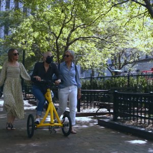 Introducing, Selma Blair: Selma Blair in una scena