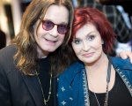 Sharon Osbourne sulla malattia di Ozzy: 'Quando guardo mio marito, il mio cuore si spezza per lui'