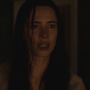 The Night House - La casa oscura: Rebecca Hall in una sequenza