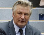 Alec Baldwin, quali conseguenze legali dopo l'incidente sul set?