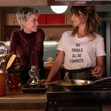 Madres Paralelas: Penélope Cruz e Milena Smit in una scena