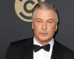 Alec Baldwin cancella tutti i progetti futuri dopo l'incidente mortale sul set di Rust