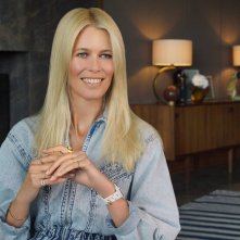 Helmut Newton - The Bad and the Beautiful: Claudia Schiffer in una scena