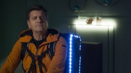 E Noi Come Stronzi Rimanemmo A Guardare - Clip Stella