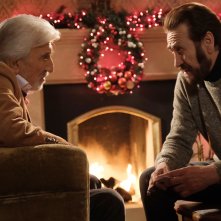 Io sono Babbo Natale: Gigi Proietti e Marco Giallini in una scena del film