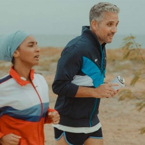 L'afide e la formica: Beppe Fiorello e Cristina Parku in una sequenza