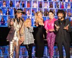 All Together Now 2021: da stasera su Canale 5 la nuova edizione condotta da Michelle Hunziker