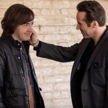 I molti santi del New Jersey: Alessandro Nivola e Michael Gandolfini in una scena del film